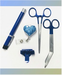 I love Blue set: verbandschaar, kocher, penlight, penhouder + badgehouder